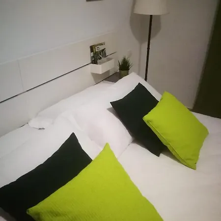 J&e Flat Апартаменты *